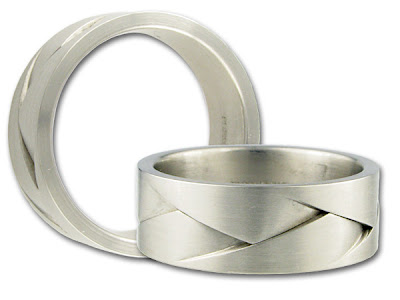 Metal is usually used for women's and men's wedding ring is gold