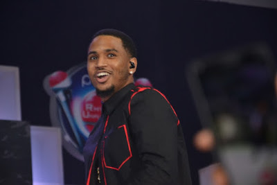 Romantic Photos From Trey Songz's Perfomance at the Rythm Unplugged Concert