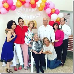 7 hijos cumpe 90 años lourdes espinal