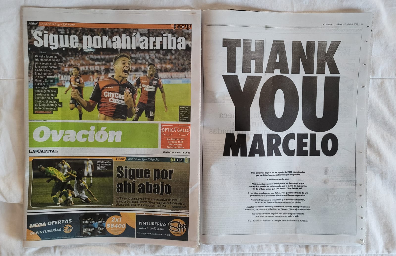 Leeds fans pay tribute to Marcelo Bielsa with full-page ad in Argentinian newspaper La Capital