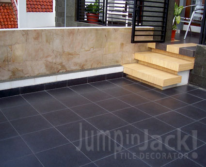 JumpinJack Penampilan teras rumah Anda