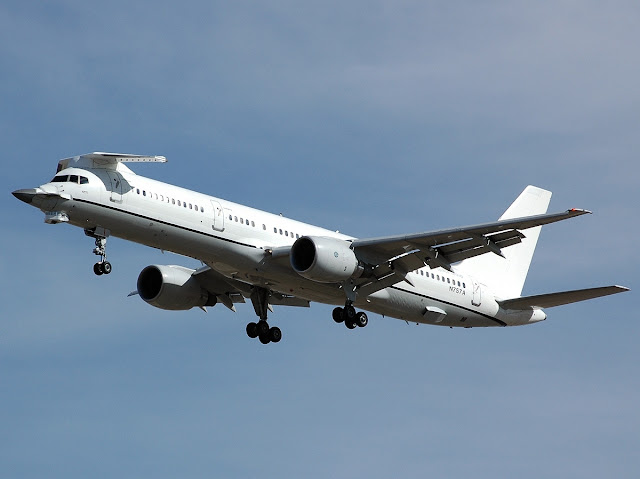 Boeing 757-200 Catfish The F-22 Testbed