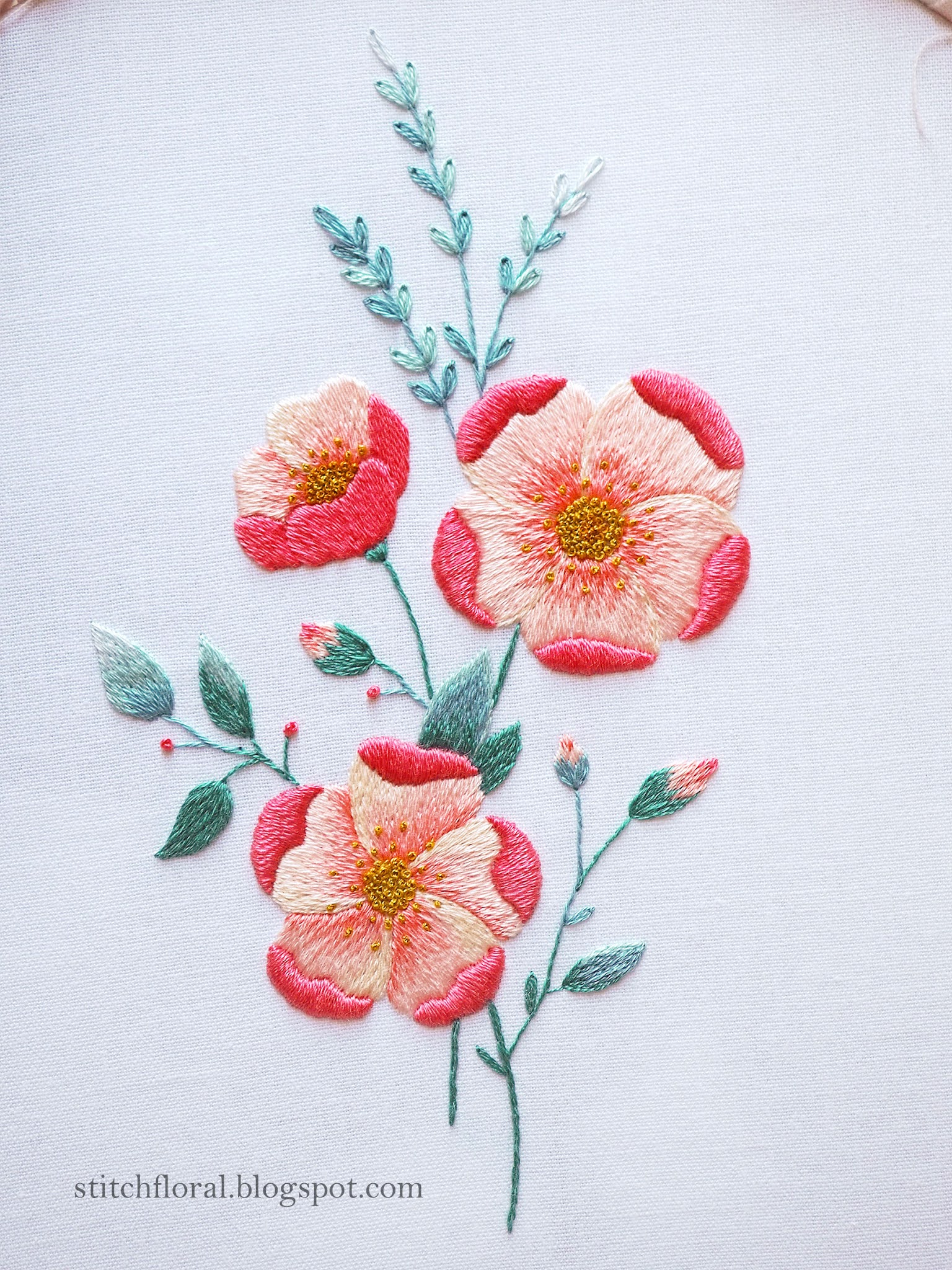 4 type of flowers embroidery