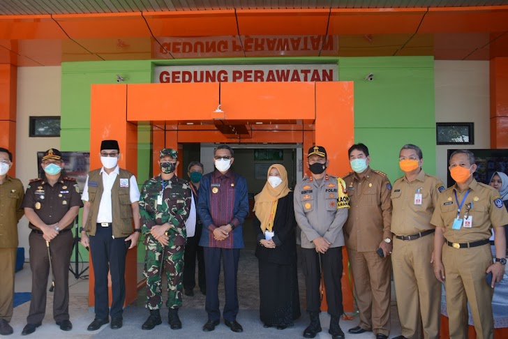 Pangdam Hasanuddin dan Kapolda Sulsel Apresiasi Diresmikannya Gedung Infection Center RSUD Sayang Rakyat dan RSUK Dadi Oleh Gubernur Sulsel