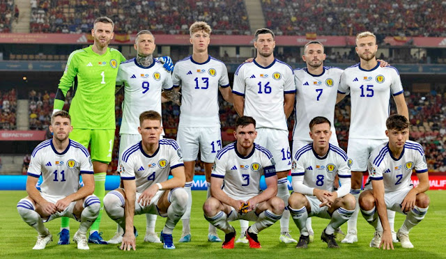 📸SELECCIÓN DE ESCOCIA 📆12 octubre 2023 ⬆️Angus Gunn, Lyndon Dykes, Jack Hendry, Scott McKenna, John McGinn, Ryan Porteous. ⬇️Ryan Christie, Scott McTominay, Andrew Robertson, Callum McGregor, Aaron Hickey. SELECCIÓN DE ESPAÑA 2 🆚 SELECCIÓN DE ESCOCIA 0 Jueves 12/10/2023, 20:45 horas. Eurocopa 2024, fase de clasificación, Grupo A, jornada 7. Sevilla, España, estadio de La Cartuja: 45.623 espectadores. GOLES: ⚽1-0: 73’, Álvaro Morata. ⚽2-0: 86’, Oihan Sancet.