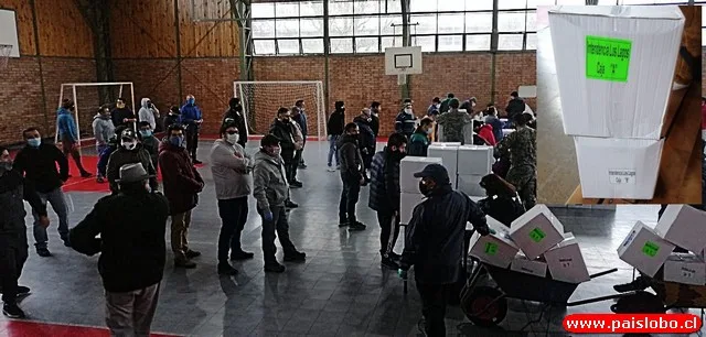 Osorno: Colectiveros recibieron cajas de alimentos 🇨🇱