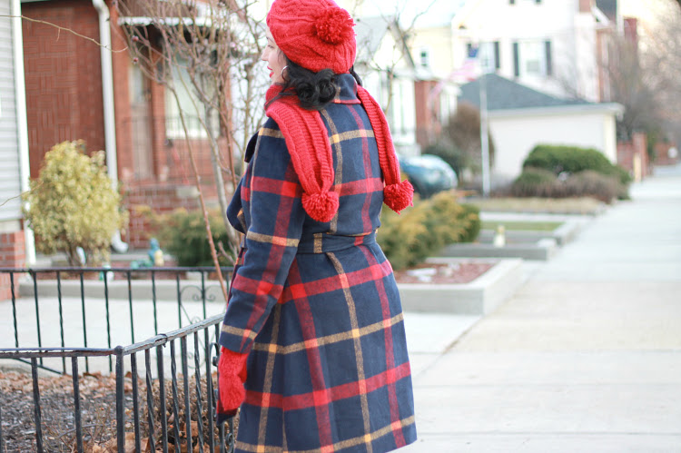 A Vintage Nerd, Retro Fashion Blog, Retro Lifestyle Blog, Modcloth Plaid Coat, Retro Winter Fashion Inspiration