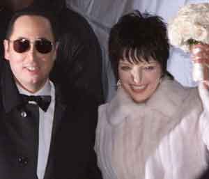 Liza-Minnelli-dan-David-Gest 