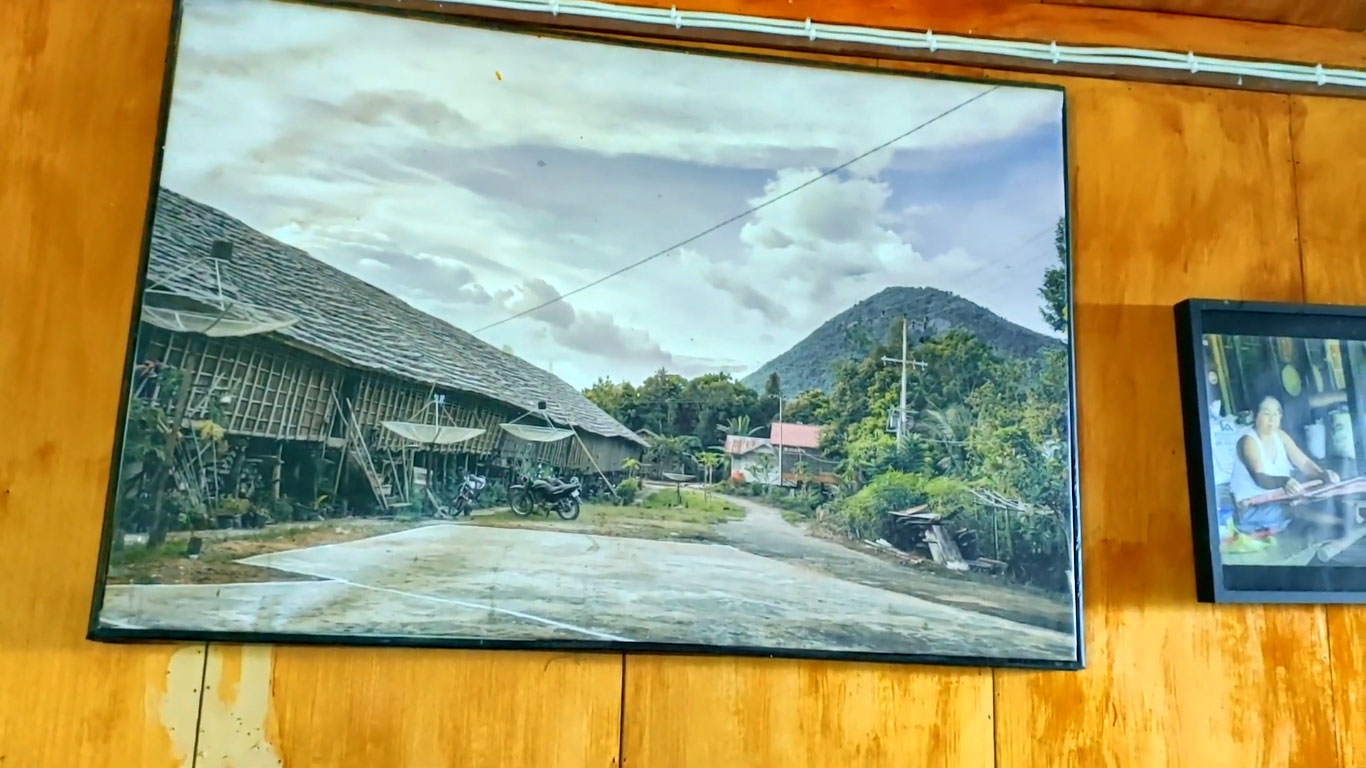 Foto Sejarah Rumah Betang Asli