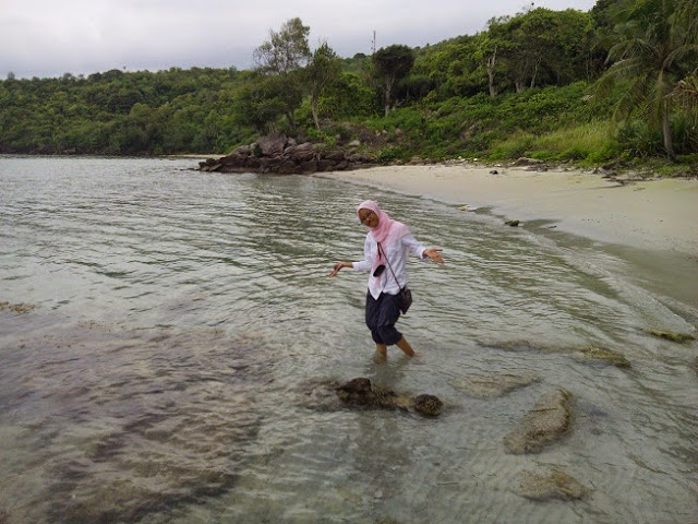 Pantai pancuran mburi