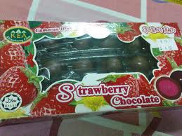 Aku dapat Coklat Strawberi hOooOrey - JIWAROSAK.COM