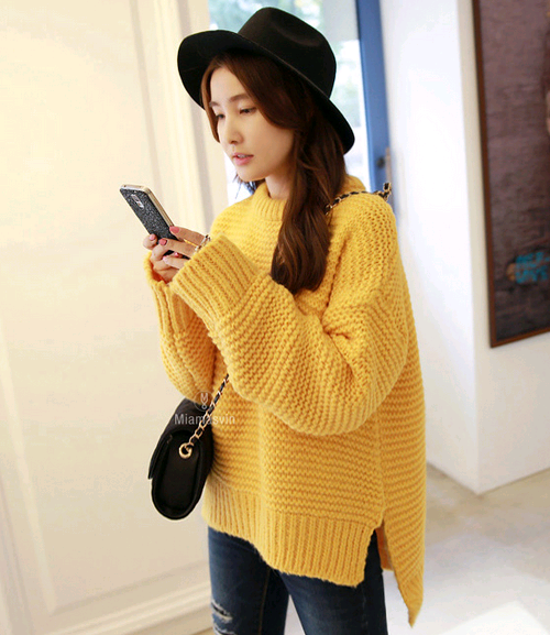 Loose Fit Knit Pullover