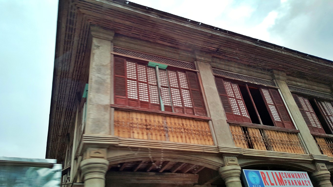 Beautiful old ancestral house, Dr. R. Lim's residence in Valencia Bohol