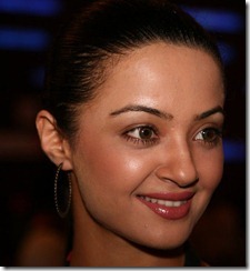 surveen chawla hot