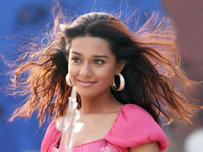 Amrita Rao HD Wallpapers Hot Photo Images 