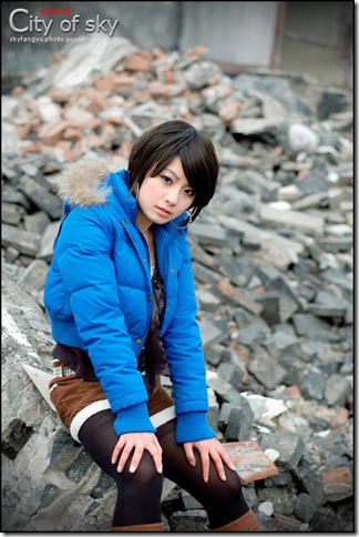 the Ruins,  the Girl (4)