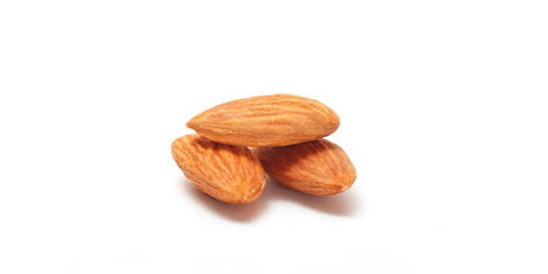 KACANG ALMOND GIANTKeputih