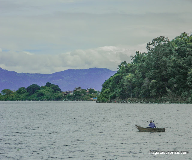 San Juan la Laguna no Lago de Atitlán na Guatemala