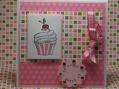 I recently bought this cute four cupcake stamp set by Hero Arts 