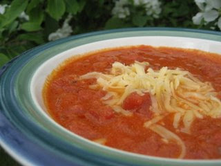 Fresh Tomato Soup with Gouda