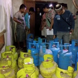 Lagi, Gudang Pengoplos Elpiji Digerebek Polisi