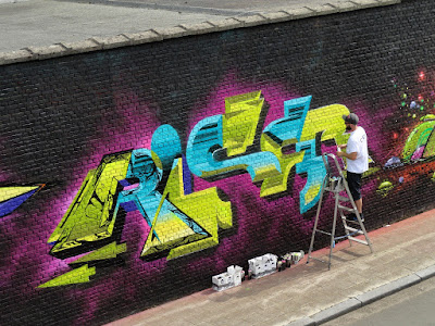 Aerosol Kings Sawer Hoer Skil RizeOne