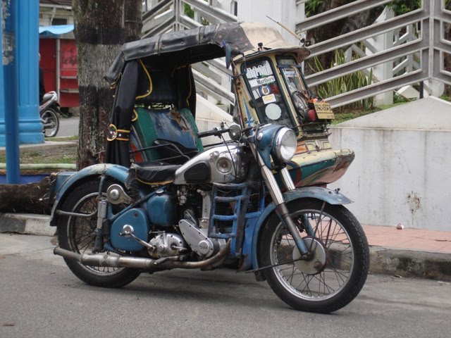 BECA SIANTAR BOMS ( BSA Owner Motorcycles Siantar), sepeda motor tua  title=