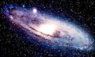  adalah kumpulan bintang yang membentuk suatu sistem dan terdiri dari banyak benda Pengertian, Bentuk, Ciri-Ciri dan Macam-Macam Galaksi