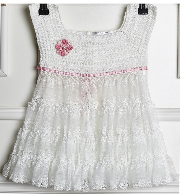 Vestido de crochê infantil branco e rosa com Renda Tricô -  Gráfico e passo a passo