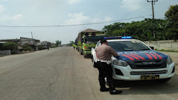 Satlantas Polres Serang Lakukan Penindakan Terhadap Truk Pengangkut Tanah Parkir di Sembarang Tempat