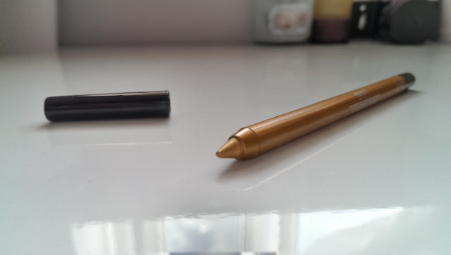 Sigma extended wear eyeliner with the lid off