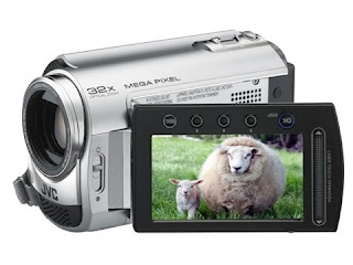 Watch The photo Of JVC Everio 30GB Camcorder 