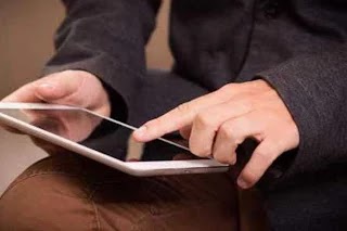 स्कूलों को सिम-रिचार्ज की राशि मिली, टैबलेट संचालित करने के लिए हेडमास्टरों ने की थी डिमांड