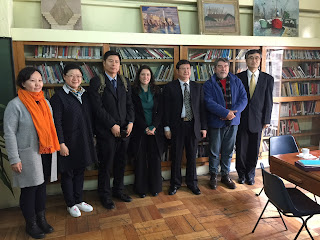 Asociación de Periodistas de China se reúne con mesa directiva del Colegio de Periodistas