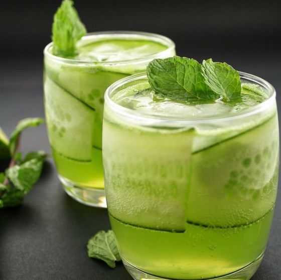 Cool Gin and Cucumber Cocktail #drinks #cooldrink