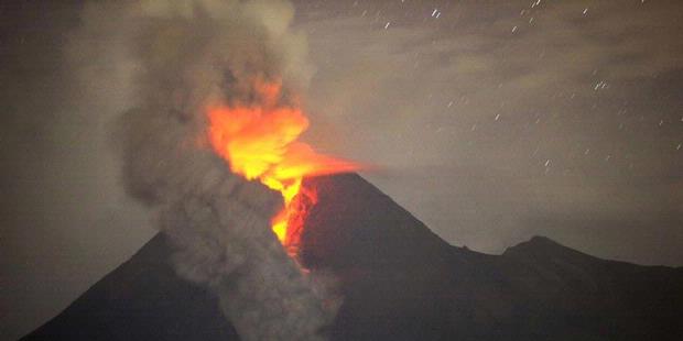 Foto Merapi Meletus