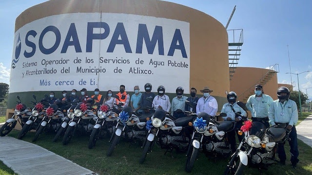 Entrega SOAPAMA motocicletas al equipo de poceros del área de Operación