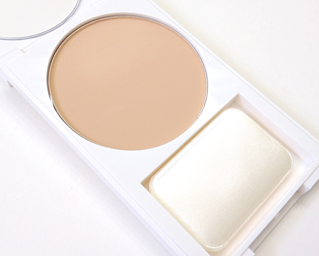 Revlon Nearly Naked Powder Light review swatches