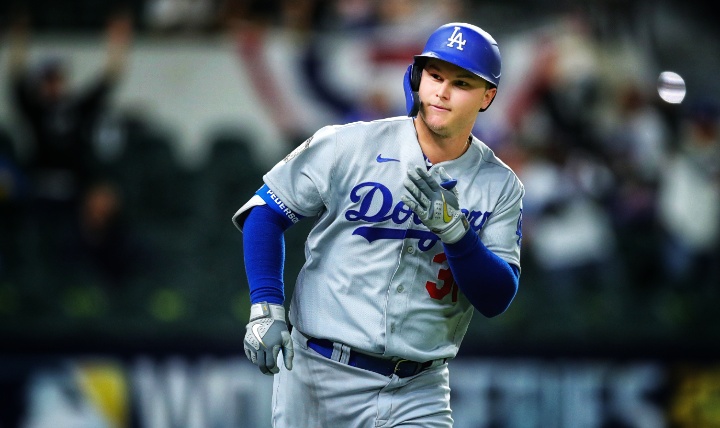 World Series: Los Angeles Dodgers move to within one game of victory