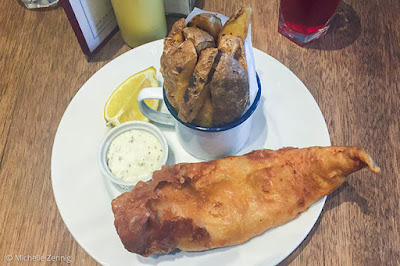 Famoso Fish 'n' Chips no The Ring, Londres