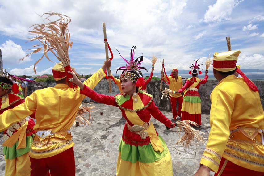 Tari Salai Jin Tarian Mistis Dari Ternate Maluku Utara 
