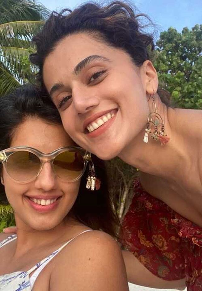 Pic of the day: Taapsee Pannu Chilling Her Vacation