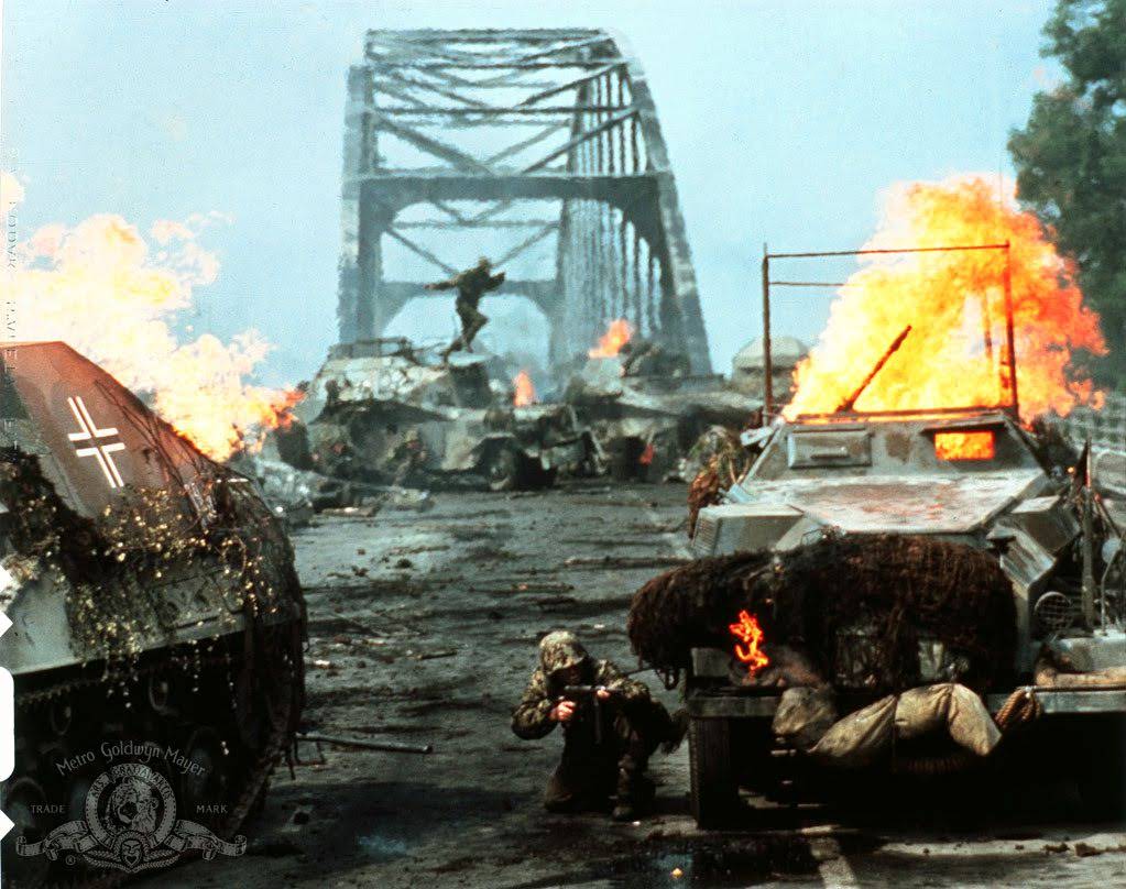 kadr z filmu „O jeden most za daleko” (1977)