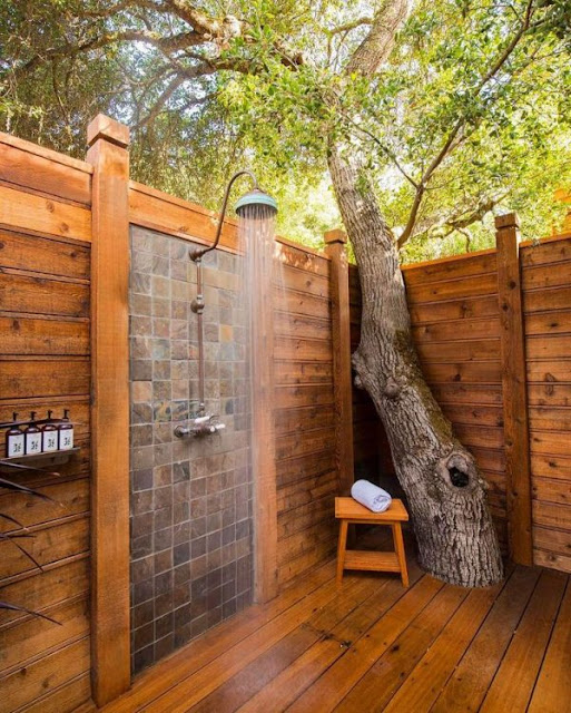Stunning Outdoor Shower Spaces