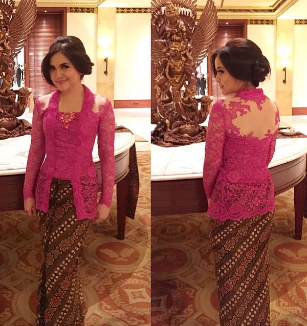  Foto  Kebaya  Modern  Kumpulan Model Kebaya  Modern 