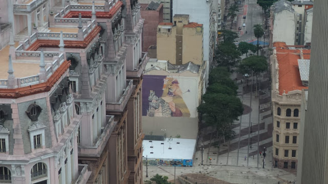 Edifício Martilnelli, visto do mirante do Farol Santander