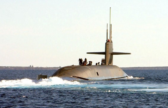 In tension with Iran, the US sends the USS Florida submarine to the Middle East