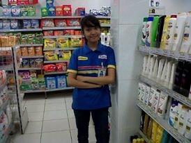 Kumpulan Foto Cewek Cakep Karyawan Indomaret | liataja.com