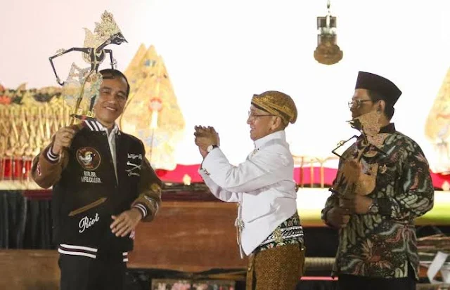 Kemarahan Jokowi Dikhawatirkan Drama untuk Alihkan Perhatian dari Persoalan Inti