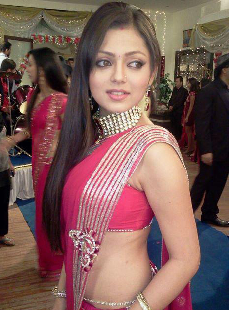 Online Download Drashti Dhami HD Wallpapers, images 